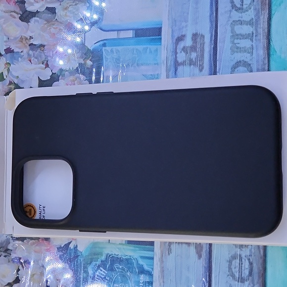 iPhone 13 pro black shockproof - Picture 1 of 6